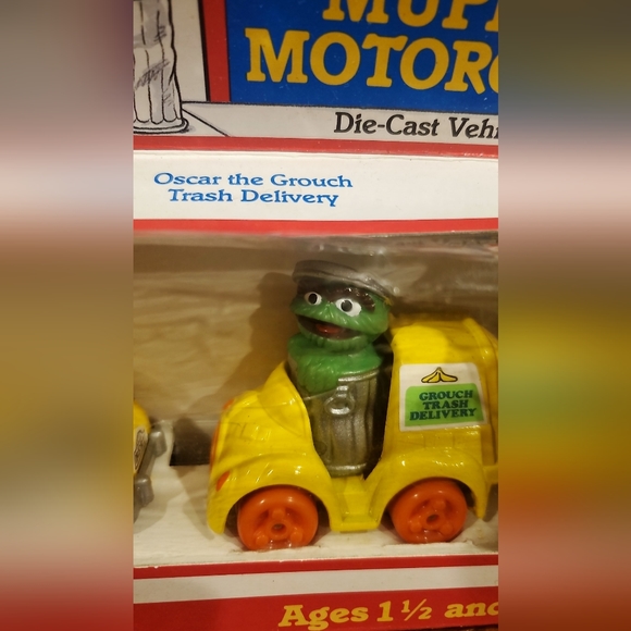 Vintage 1985 Playskool Sesame Street Mini Muppet Motorcade - in box - Picture 7 of 10
